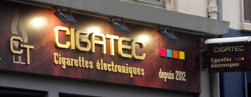 Devanture du magasin Cigatec au centre de Brest.