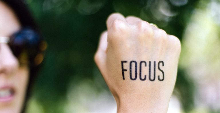 « Loi » ne signifie pas forcément « contrainte ». Et avec le logiciel KerAwen, elle devient « chance ».
